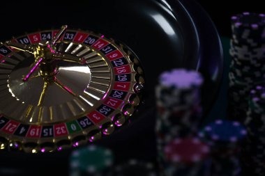 Tournament leaderboard and seasonal promotion calendar on fif toto